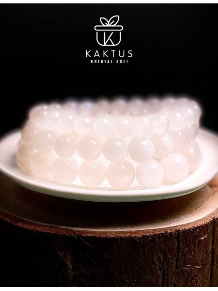 Kristal Asli Blue Moonstone Creamy Color Crystal Bracelet