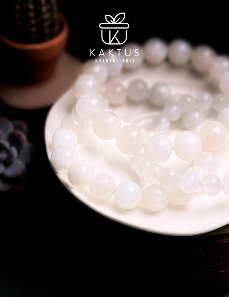 Kristal Asli Blue Moonstone Creamy Color Crystal Bracelet - Image 3