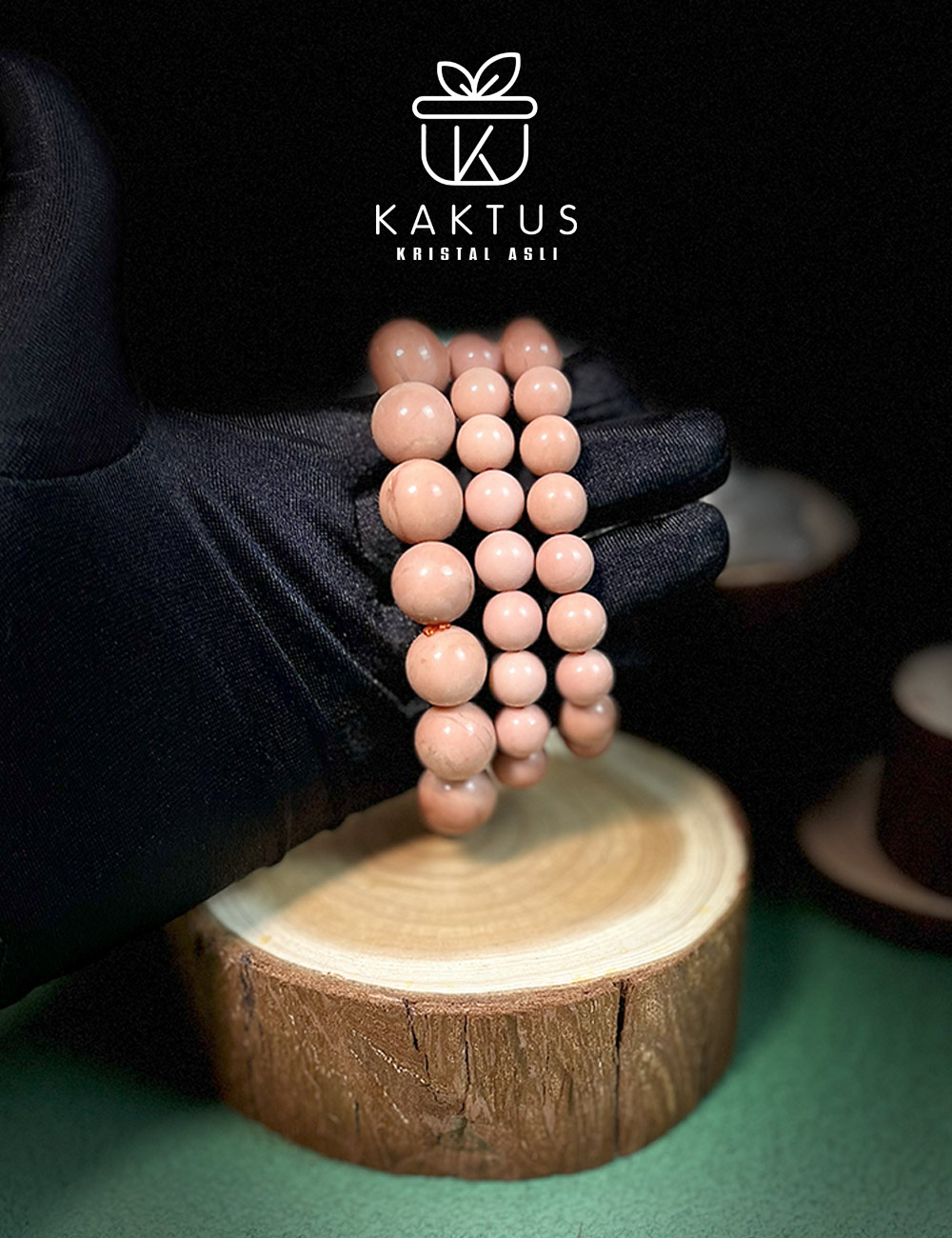 Peachy Agate Crystal Bracelet by Kaktus Crystal Store Malaysia 桃红色玛瑙手链