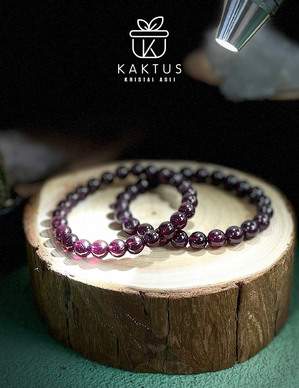 Purple Maroon Garnet 紫红石榴石水晶手串