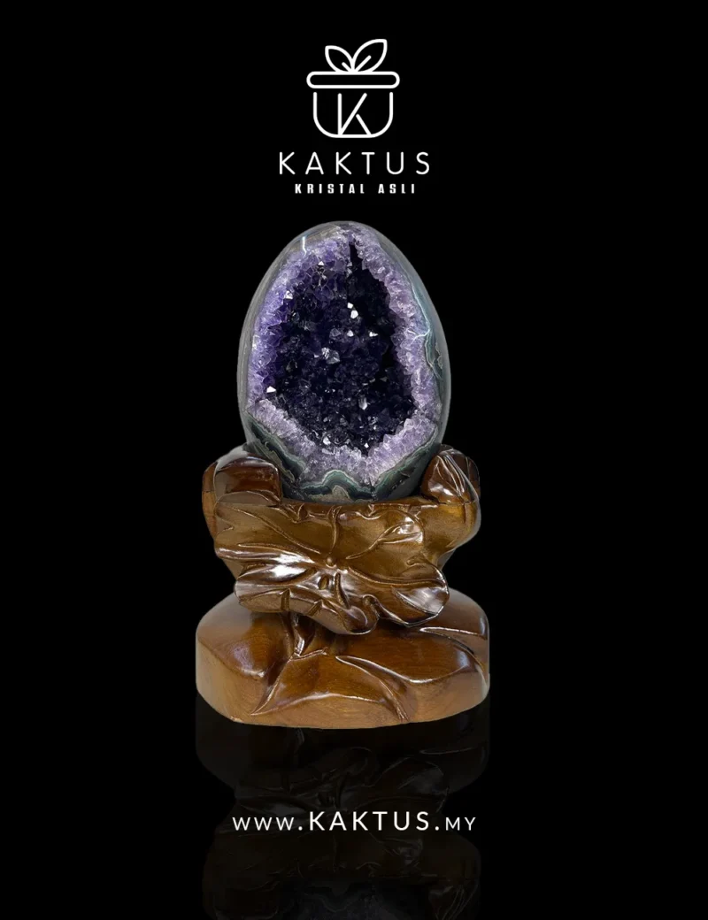 Uruguayan Amethyst Dragon Egg – Deep Purple Crystal Geode for Energy Enhancement